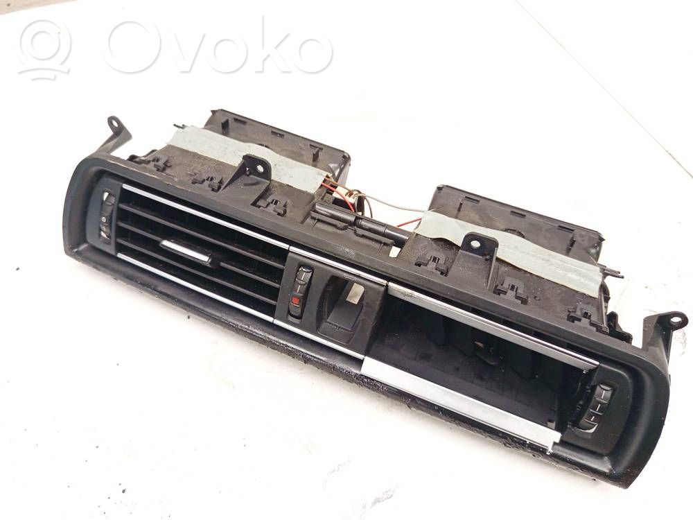BMW 5 F10 F11 Grilă ventilație centrală 