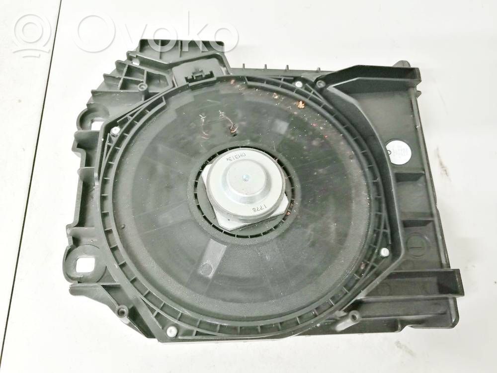 BMW 5 F10 F11 Enceinte subwoofer