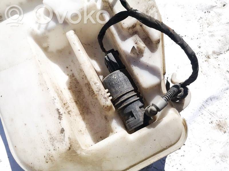 BMW 5 F10 F11 Pompe de lave-glace de pare-brise