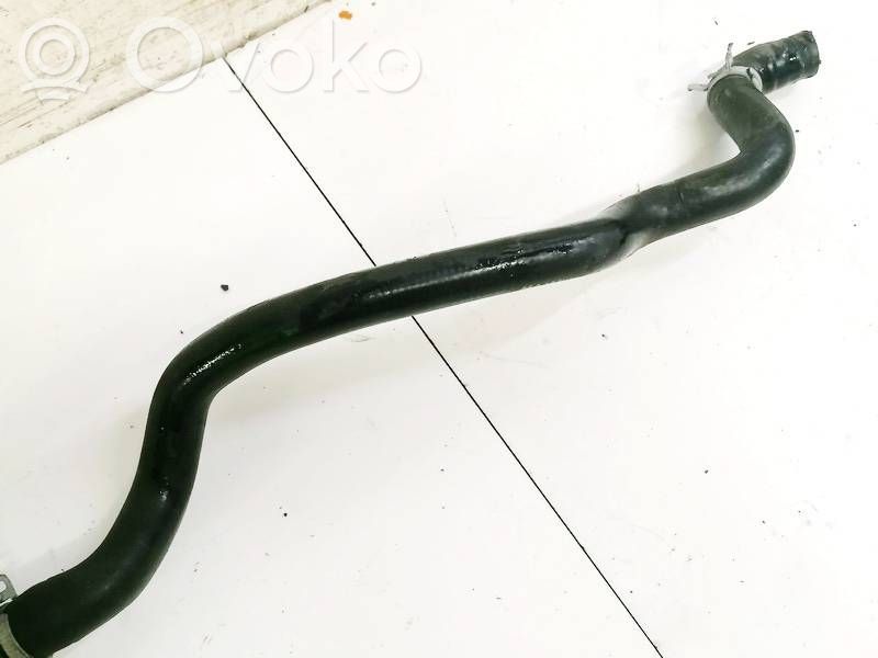 BMW 5 F10 F11 Tuyau de liquide de refroidissement moteur