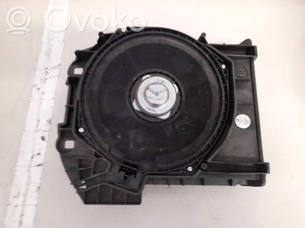 BMW 5 F10 F11 Enceinte subwoofer