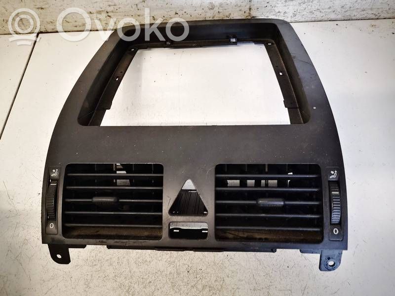 Volkswagen Touran I Grilă ventilație centrală