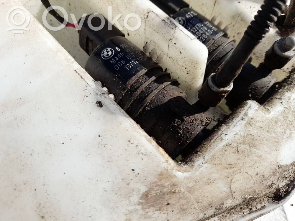 BMW 5 F10 F11 Pumpe Scheibenwaschanlage