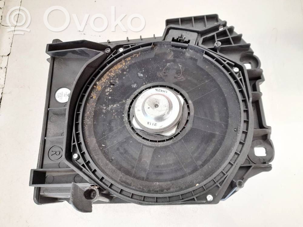 BMW 5 F10 F11 Subwoofer 