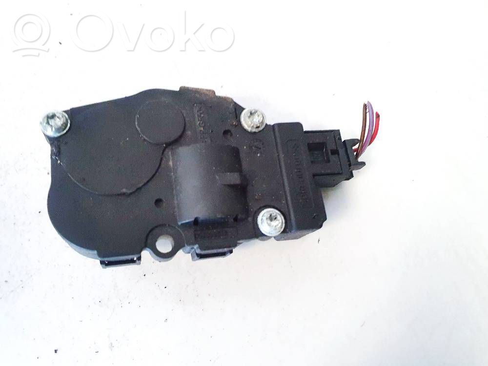BMW 5 GT F07 Motor/actuator clapetă aer