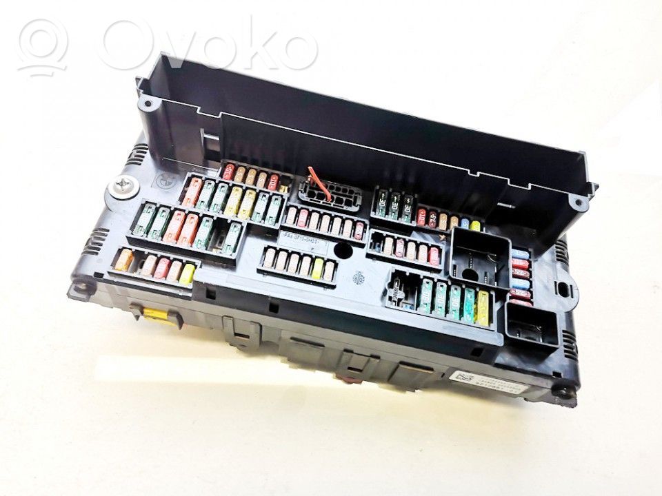 BMW 5 F10 F11 Juego de caja de fusibles 