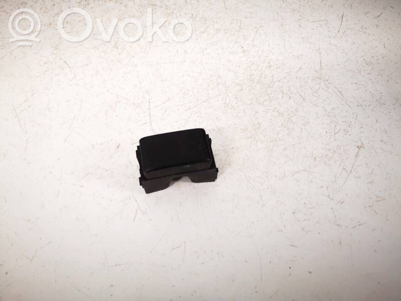 Nissan Juke I F15 Otros repuestos del interior