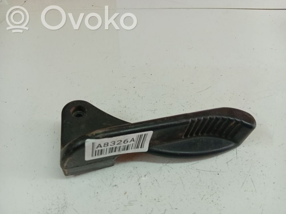 Iveco Daily 30.8 - 9 Manetă capotă