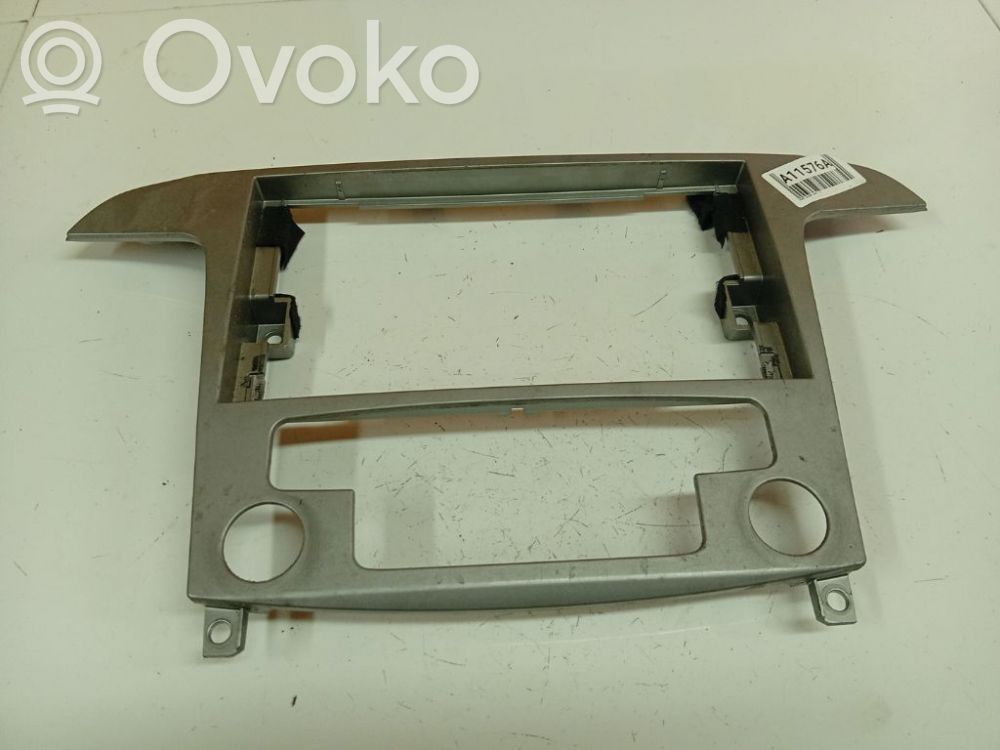 Console centrale   6M2118522B,1106490B,6M2118522B