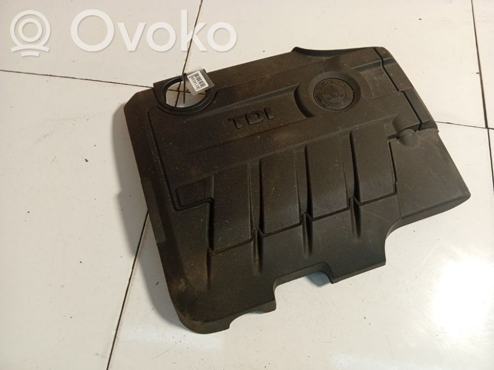 Skoda Superb B6 (3T) Couvercle cache moteur 