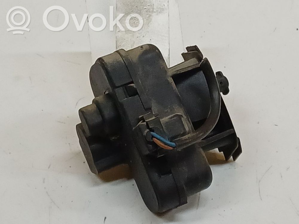 Skoda Superb B6 (3T) Motor de bloqueo de puertas