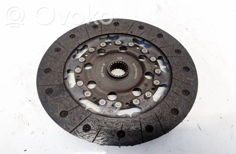 Toyota Avensis T270 Disque d'embrayage