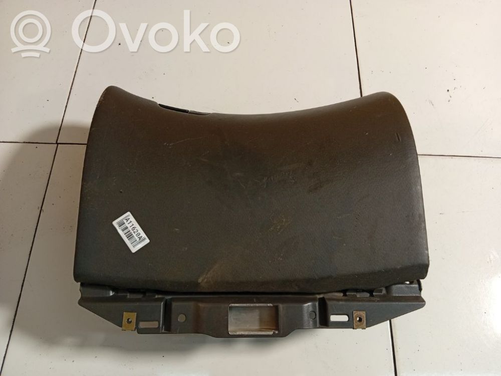 Volvo V70 Boite à gants 
