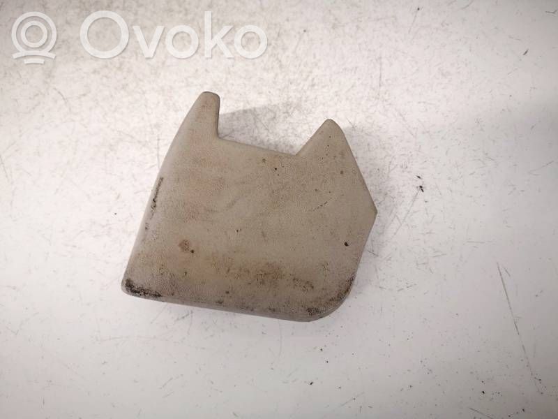 Volvo V50 Moldura de la guía del asiento delantero del pasajero