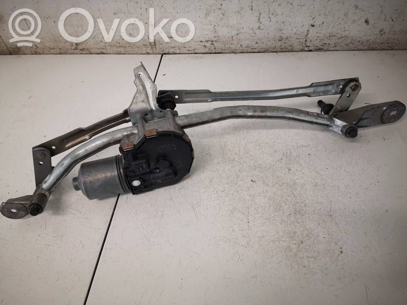 BMW 6 F06 Gran coupe Etupyyhkimen vivusto ja moottori 