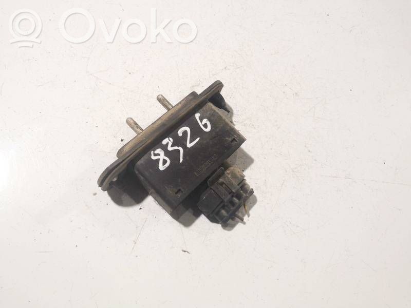 Iveco Daily 30.8 - 9 Sensor de la puerta delantera coupé 