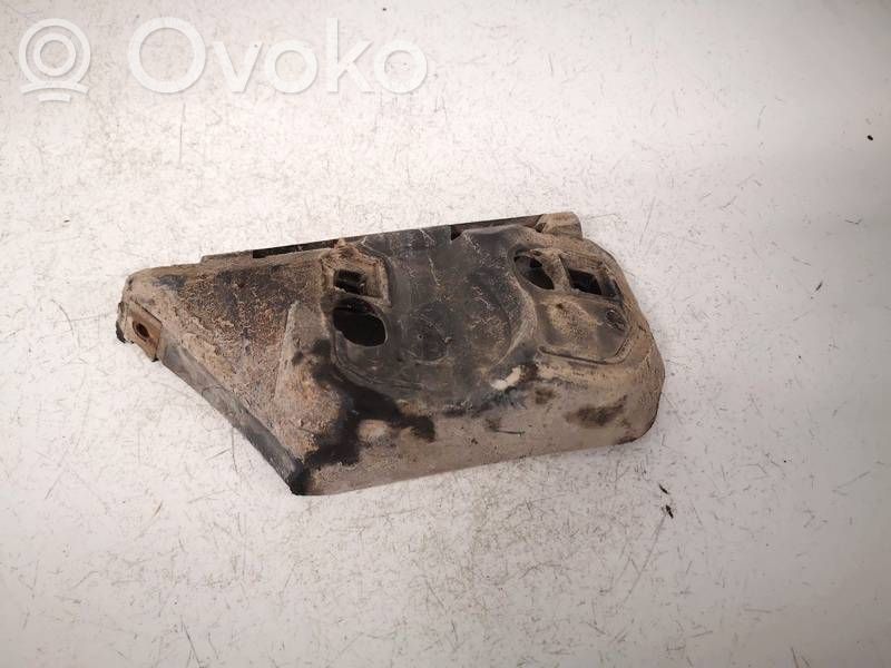 Volvo V50 Uchwyt / Mocowanie zderzaka przedniego