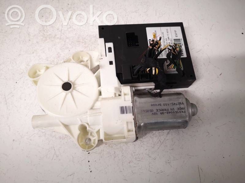 Volvo V50 Motor del regulador de la ventanilla de la puerta delantera 