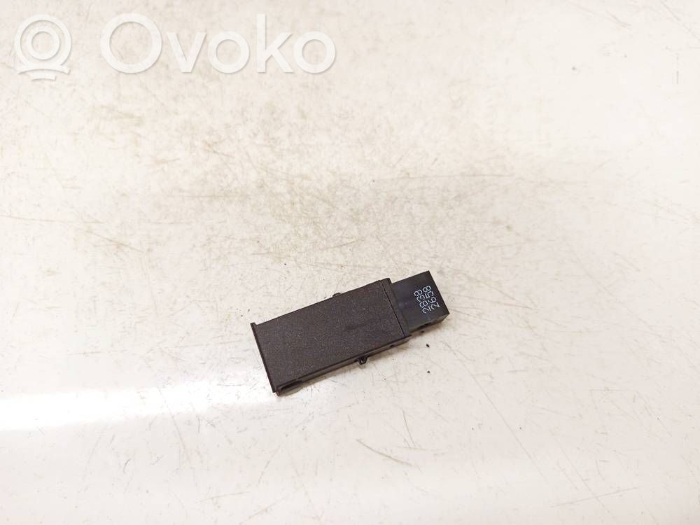 Opel Insignia A Gniazdo / Złącze USB 