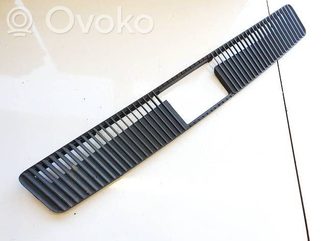 Opel Vectra C Griglia di ventilazione centrale cruscotto