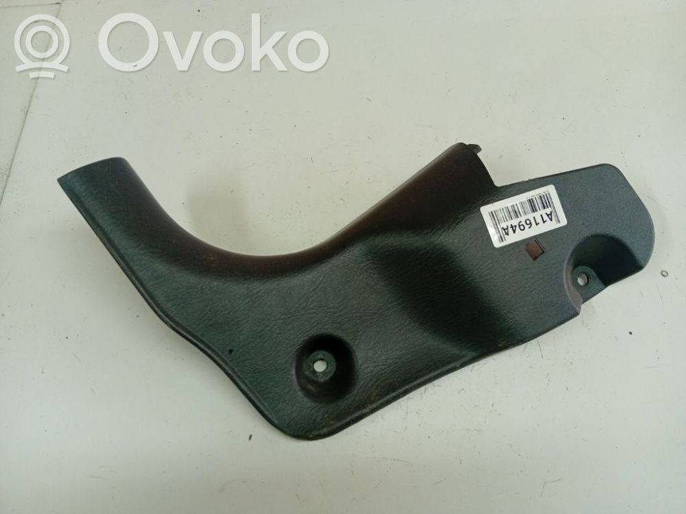 Suzuki Ignis Garniture marche-pieds avant