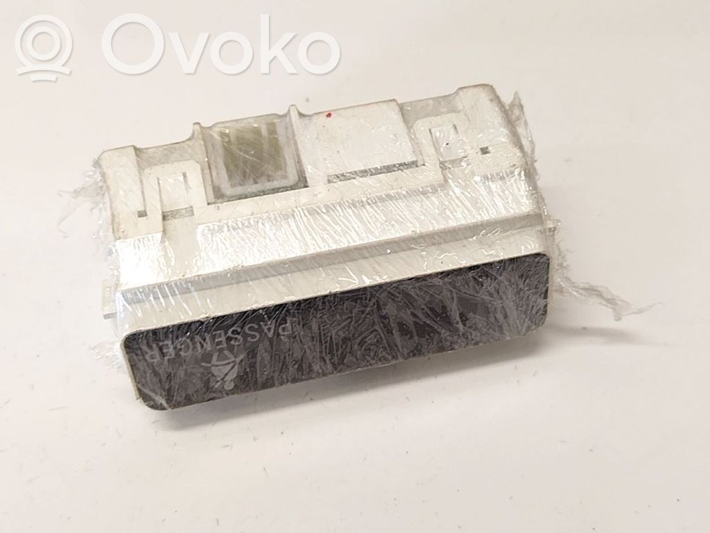 Toyota Prius (XW20) Interruttore airbag passeggero on/off