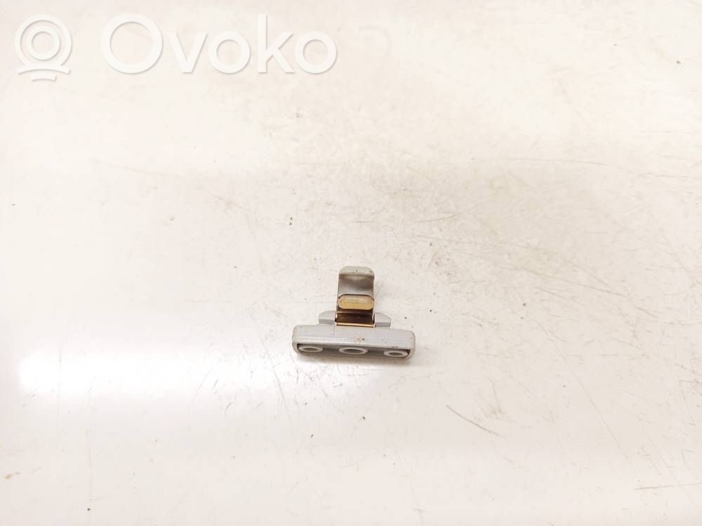 Volkswagen PASSAT B5.5 Support de crochet/clip pare-soleil 