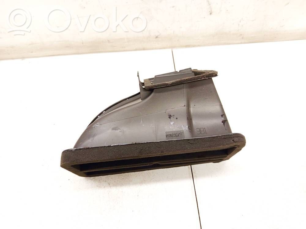 Volkswagen PASSAT B5.5 Ilmanoton kanavan osa