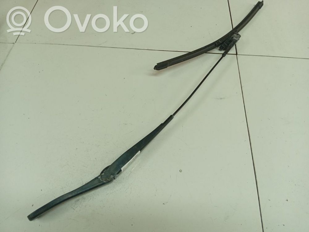 Opel Astra H Ramię wycieraczki szyby przedniej / czołowej 