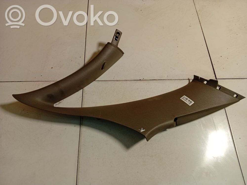 Citroen Xsara Picasso D-pilarin verhoilu (alaosa) 
