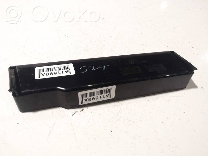 Toyota Auris 150 Altro elemento di rivestimento della portiera posteriore 