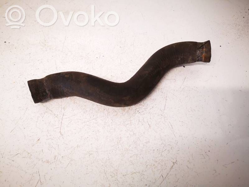 BMW 5 E28 Tubo flessibile del liquido di raffreddamento del motore