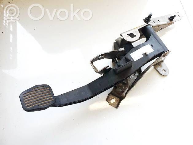 Volvo V40 Pédale d'embrayage 