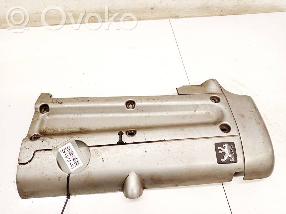 Peugeot 607 Couvercle cache moteur 