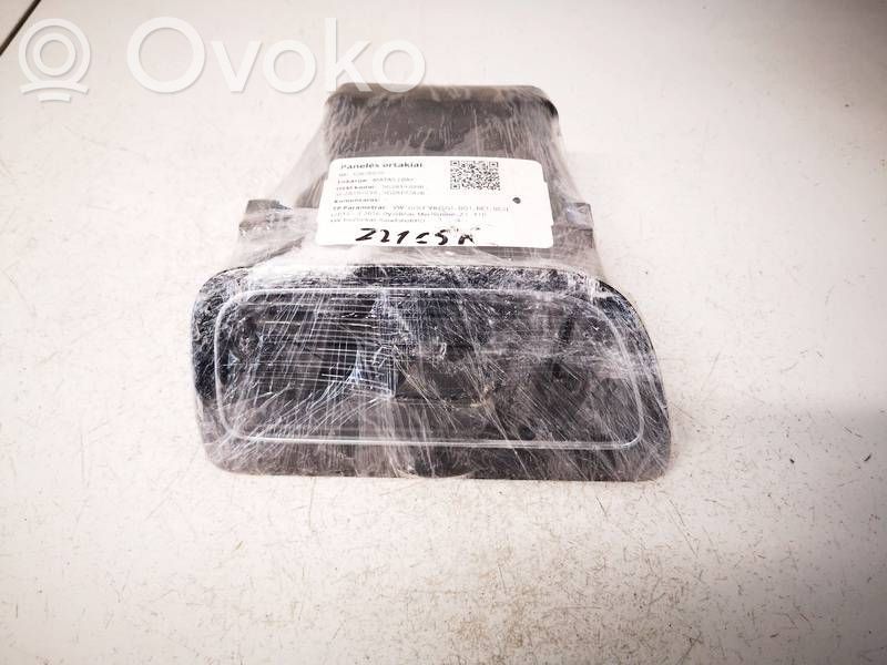 Volkswagen Golf VII Boczna kratka nawiewu deski rozdzielczej 