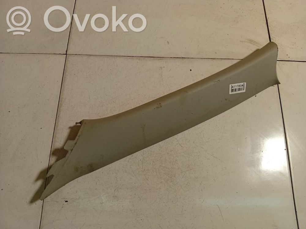 Suzuki Grand Vitara II Rivestimento montante (C)