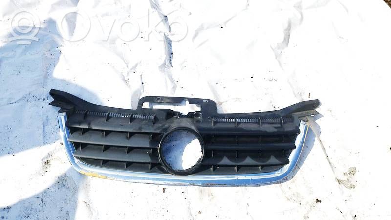 Volkswagen Touran I Grille de calandre avant 