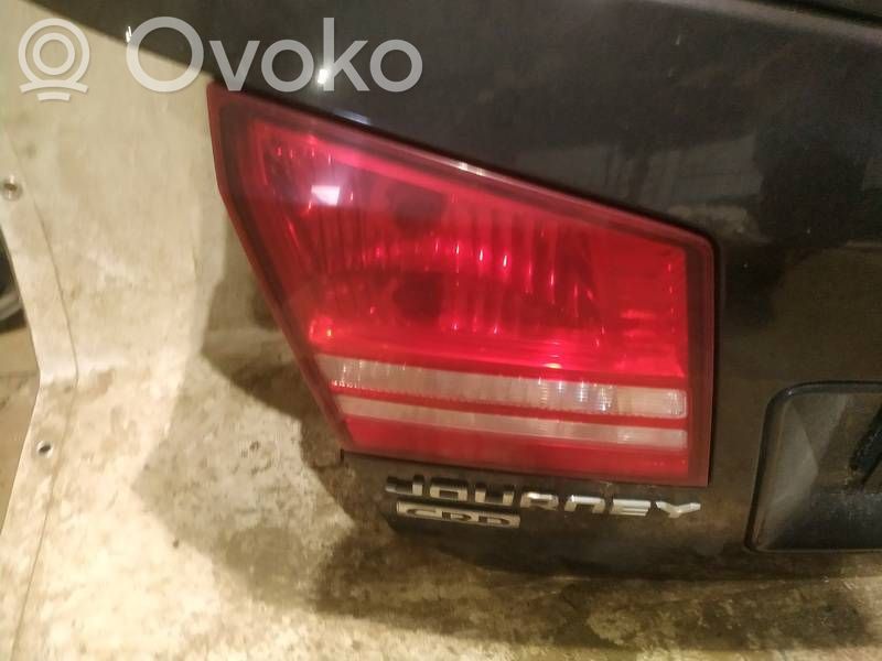 Dodge Journey Feux arrière sur hayon