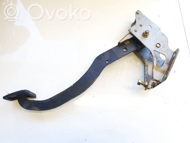 Hyundai Matrix Pedał sprzęgła