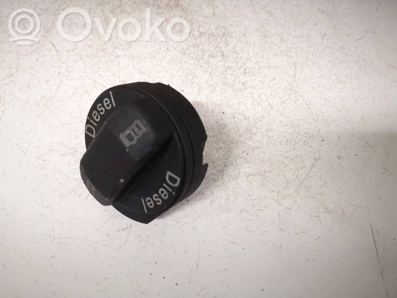 Volkswagen Touran I Korek wlewu paliwa