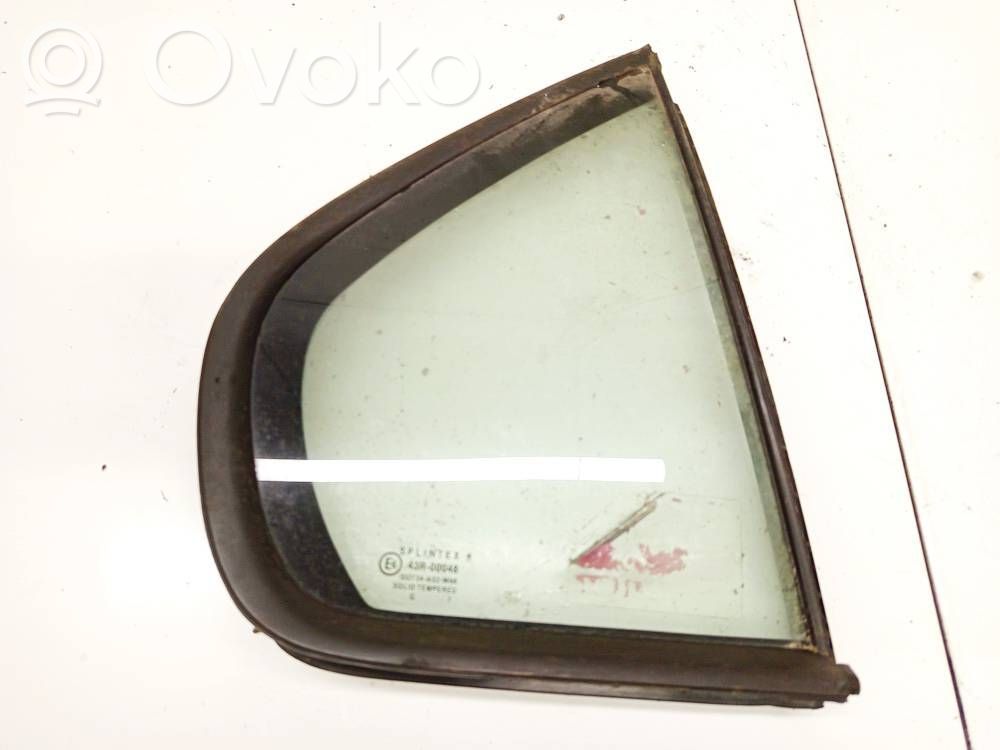 Rover 414 - 416 - 420 Ventanilla de ventilación de la puerta trasera 