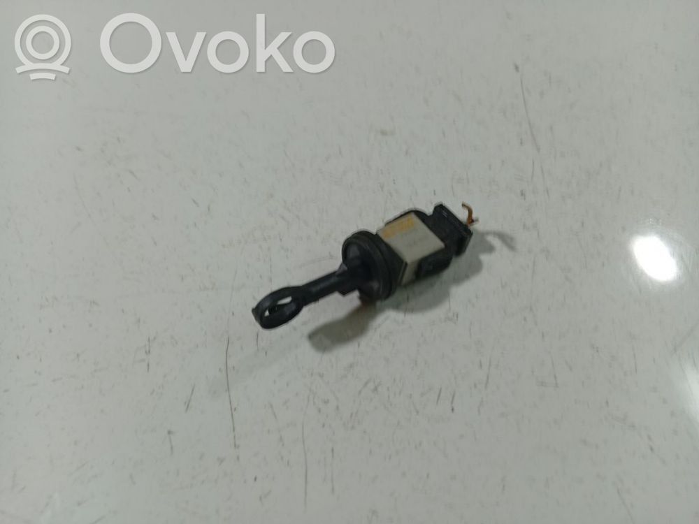 Audi A6 S6 C6 4F Innentemperatursensor