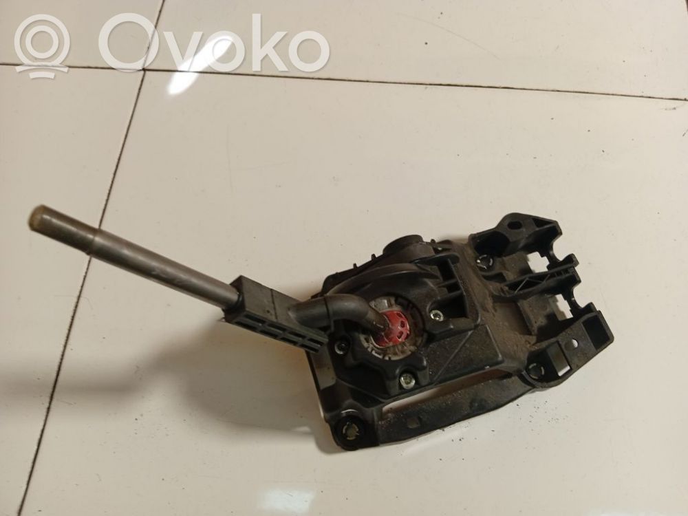 Toyota Avensis T250 Selector caja de cambios
