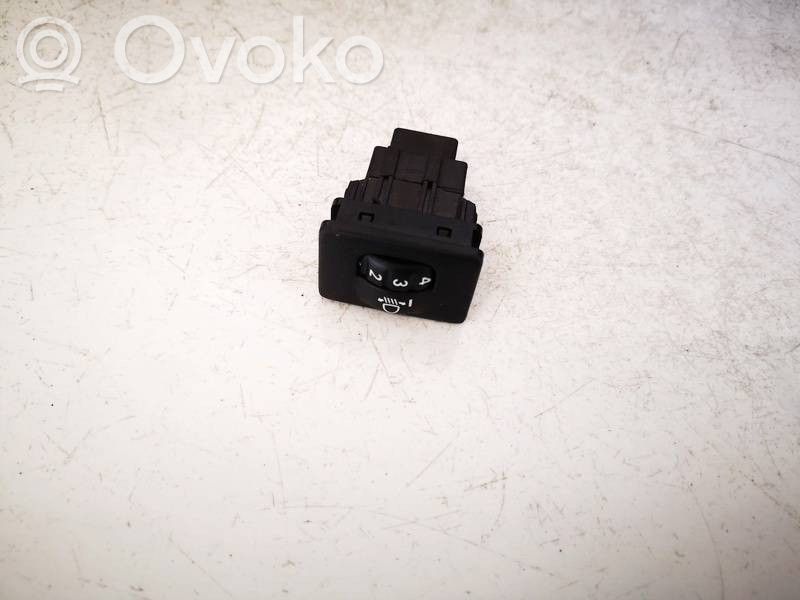 Toyota Auris E180 Ajovalojen korkeuden säätökytkin 