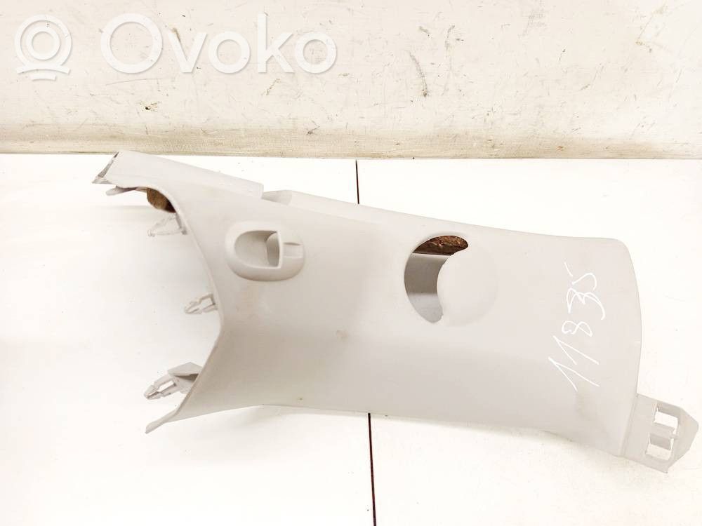Citroen C4 Grand Picasso (D) pillar trim (bottom)