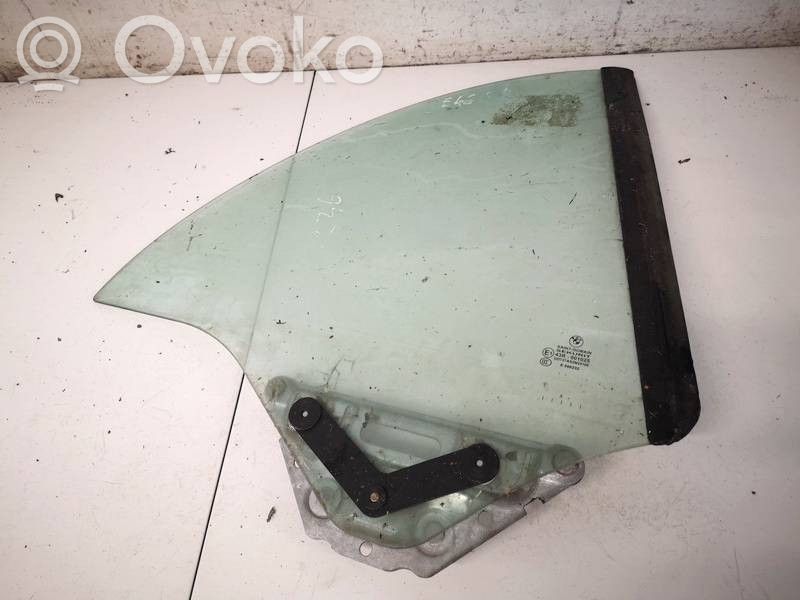 BMW 3 E46 Vidrio lateral trasero 