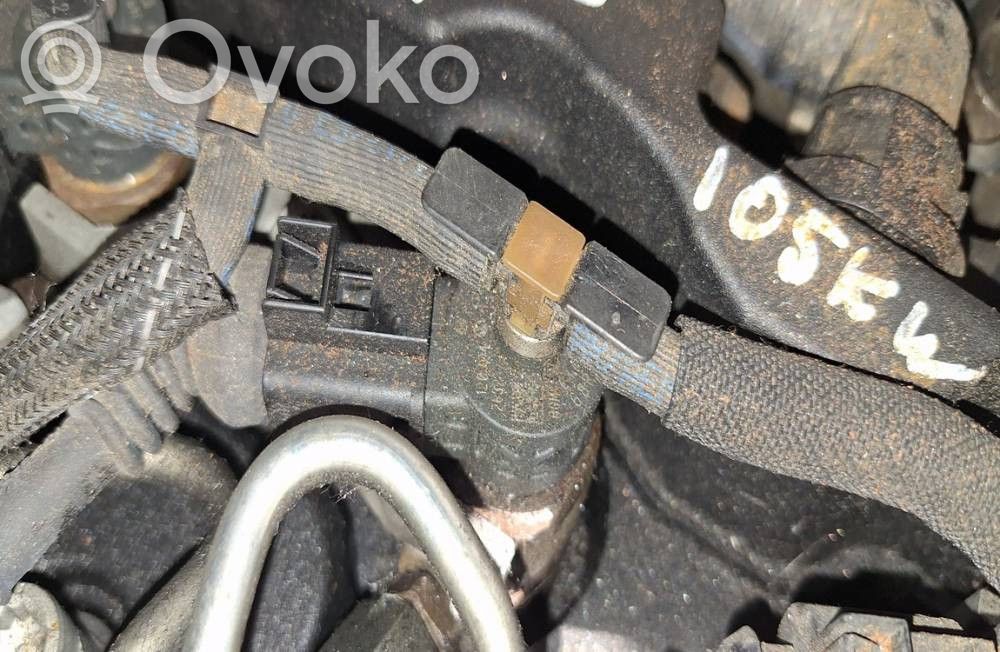 Audi A5 8T 8F Injektor Einspritzdüse 