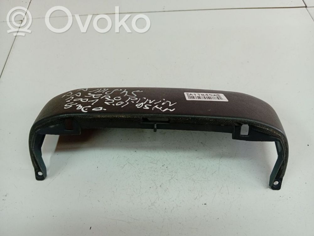 Mitsubishi Pajero Pinin Instrumentu paneļa dekoratīvā apdare 