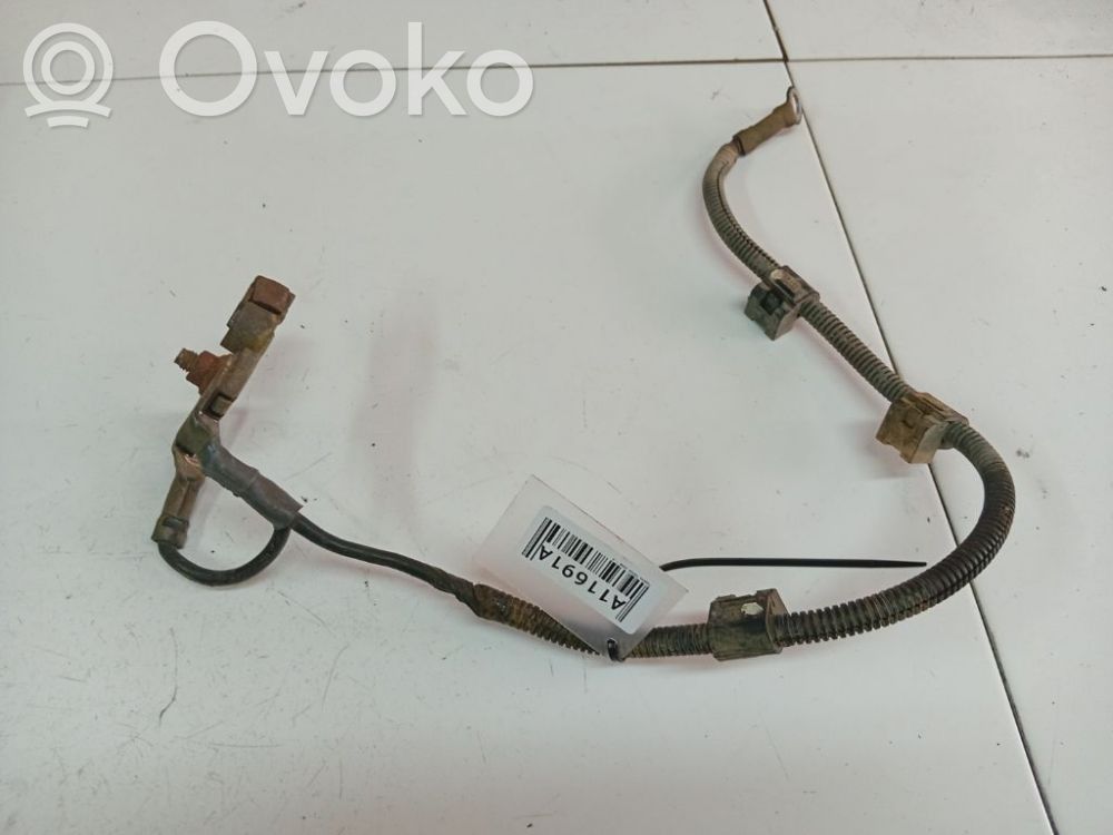 Toyota Yaris Plus / Klema / Przewód akumulatora 