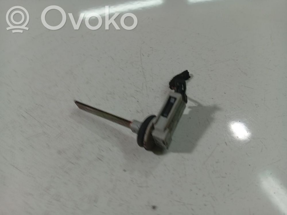Volkswagen Golf V Czujnik temperatury wewnętrznej 